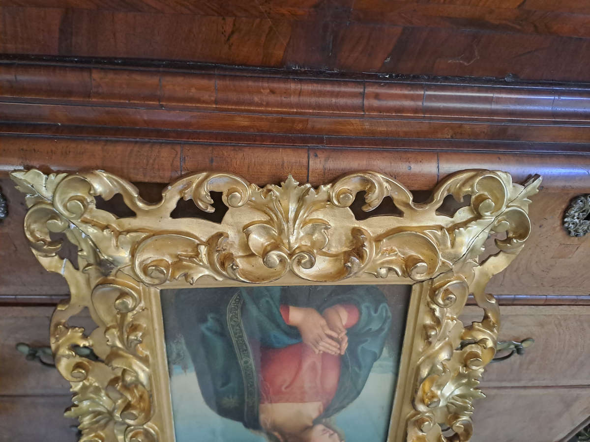 Magnificent hand carved and gilt wood frame with Pietro Perugino print