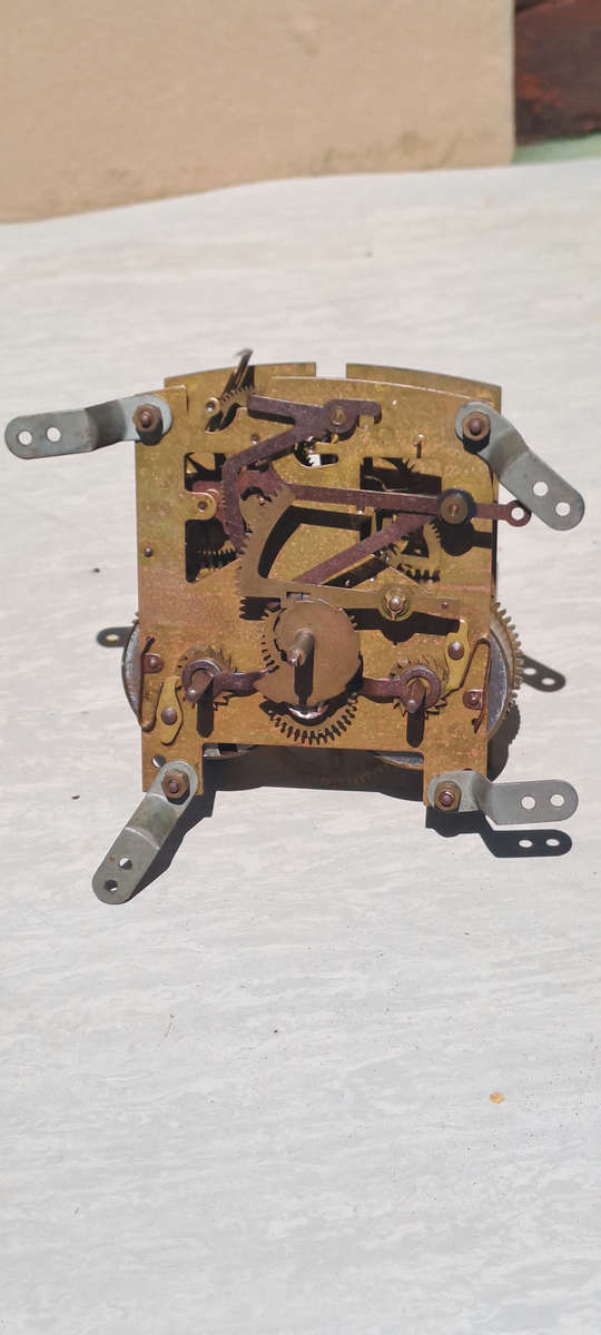 Einfeld clock movement for spares or repairs no 28