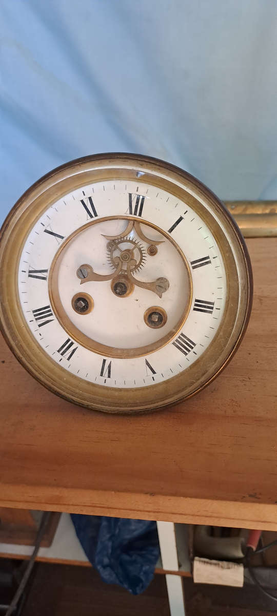 Antique Marti Medaille De Bronze French Mantle Clock open escarpment  movement