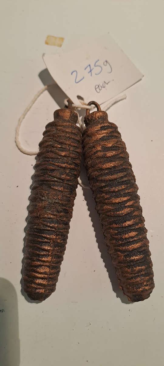 Pair cuckoo clock weights 275 g each lot1