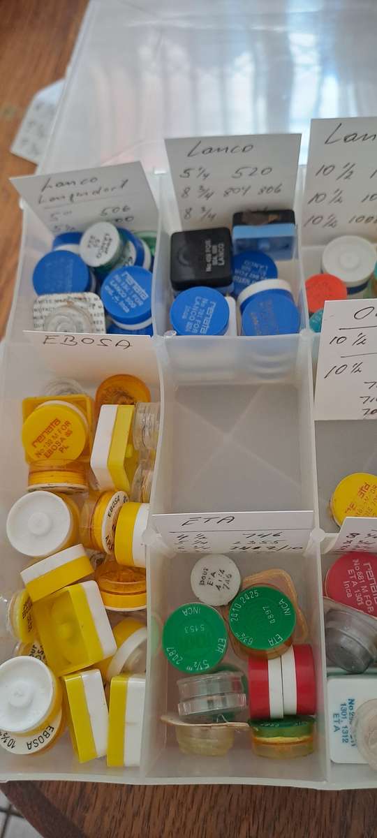 Job lot of various vintage balances