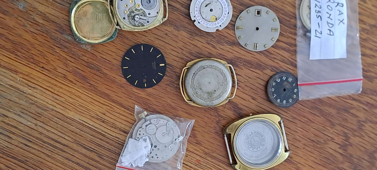 Vintage men's watch parts