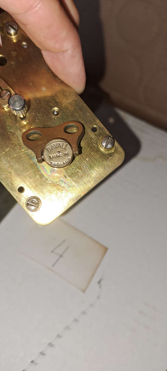 Lot 2 small clock movements