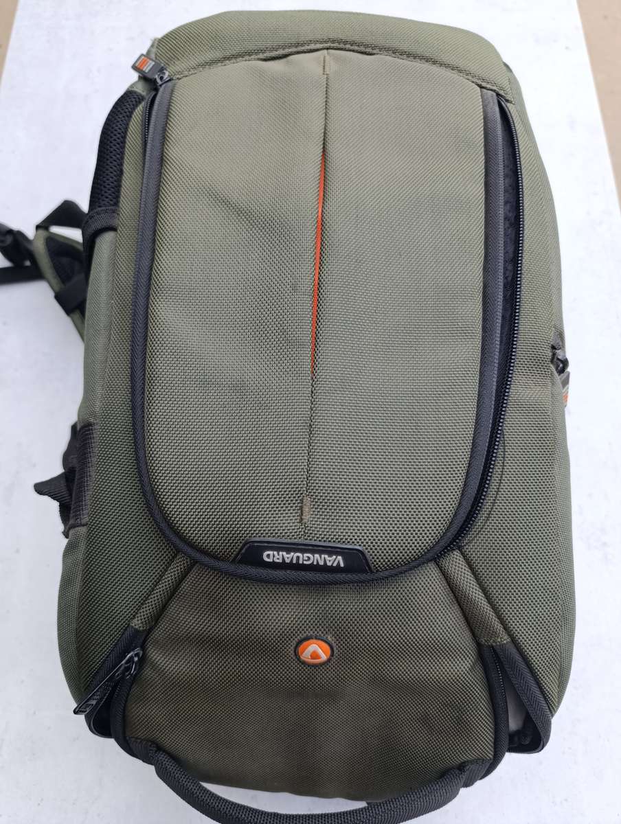 Olympus OM-D E-M5 II interchangeable-lens camera kit