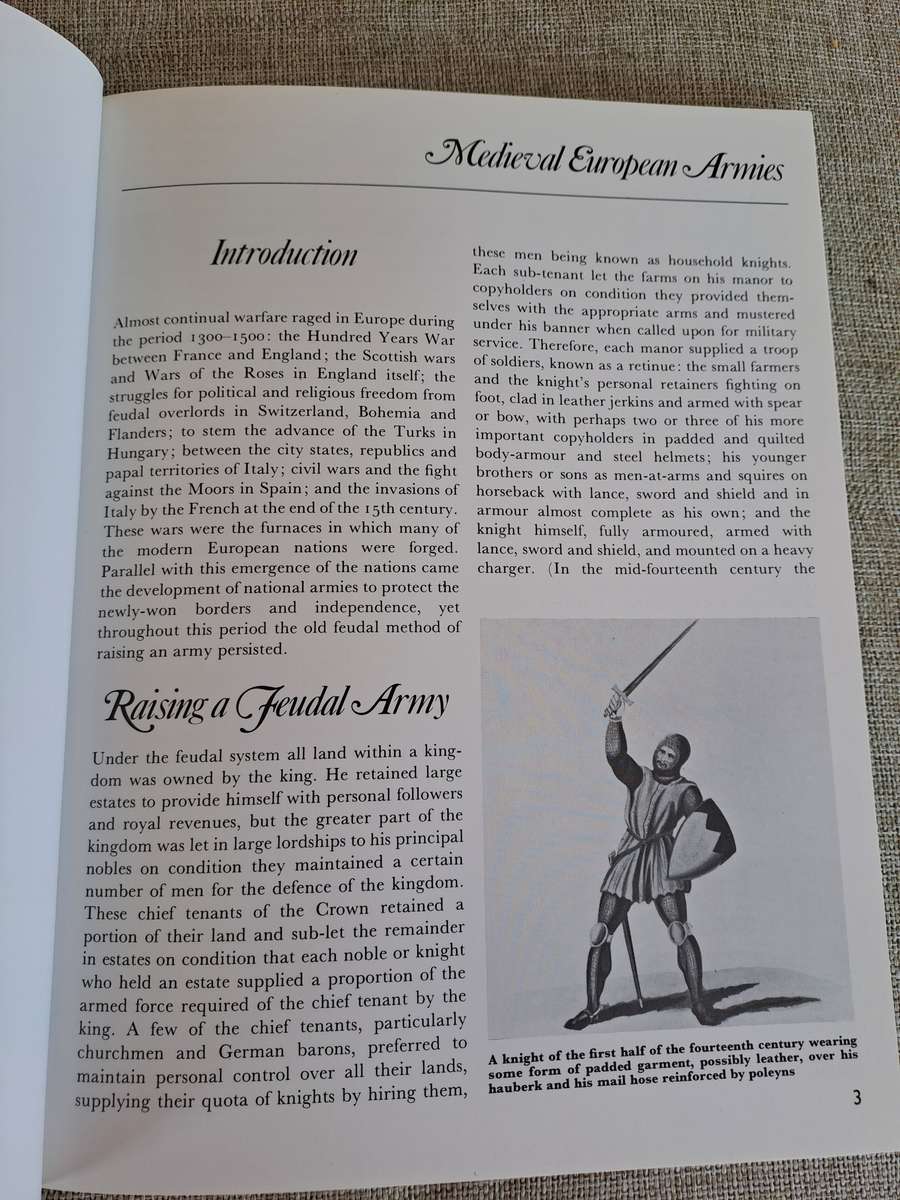 Medieval European Armies - Osprey Men-At-Arms Series #50