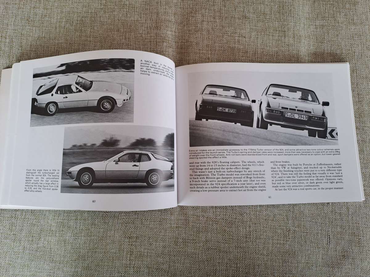 Porsche 924, 944 & 968: A Collector's Guide - Michael Cotton