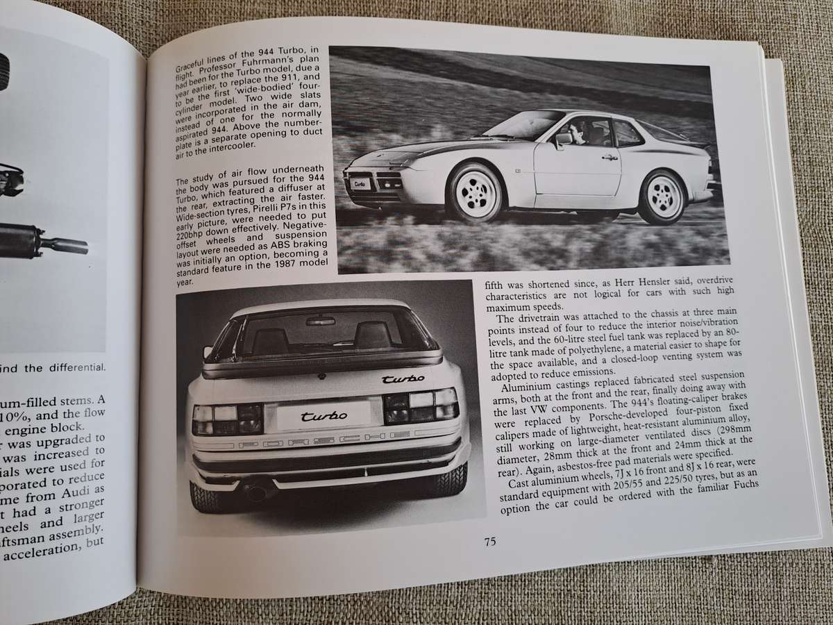 Porsche 924, 944 & 968: A Collector's Guide - Michael Cotton