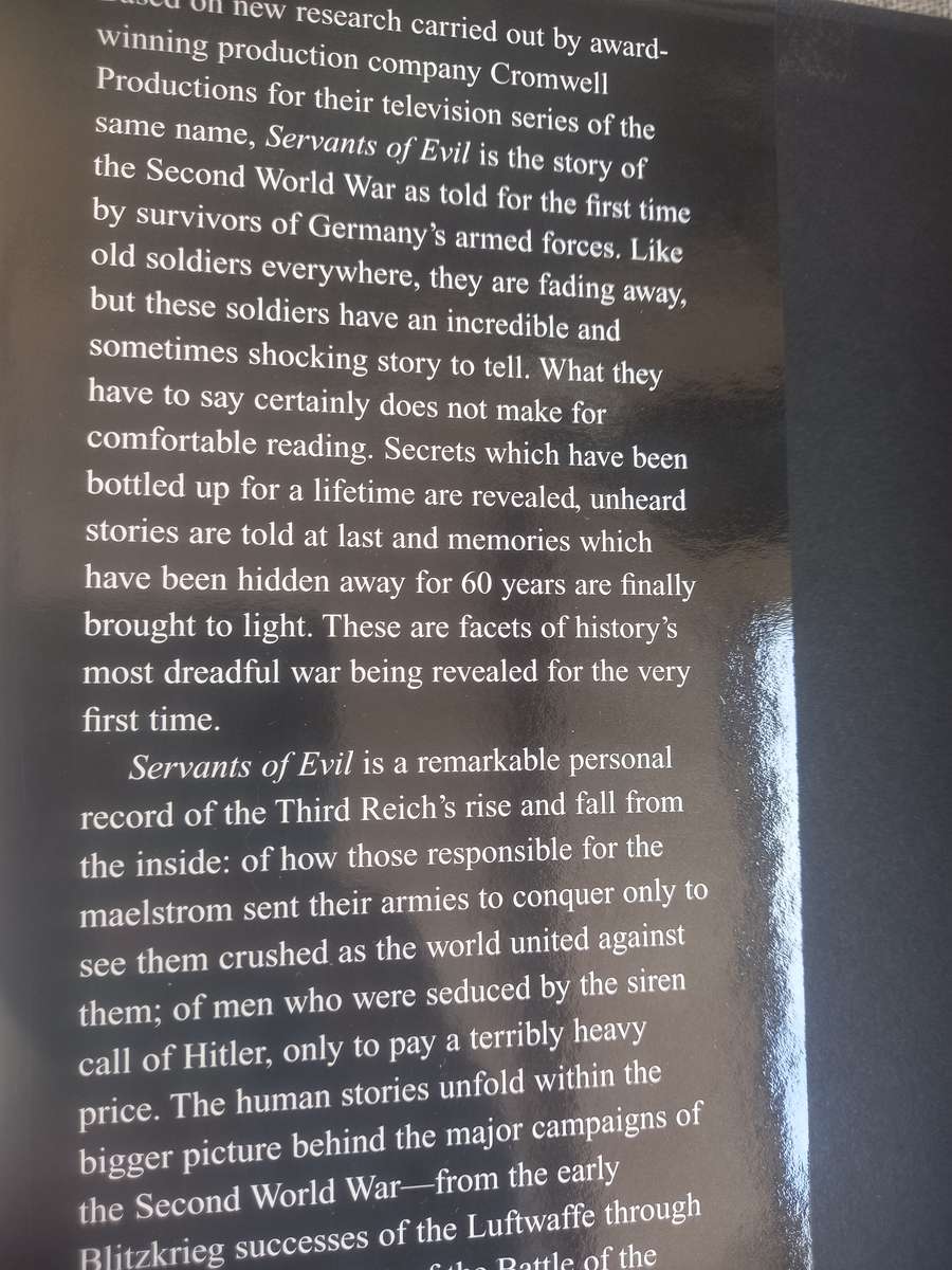 Servants of Evil - survivors of Hitlers armed forces - Bob Carruthers