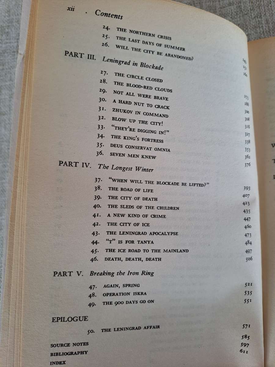 The 900 Days: The Siege of Leningrad - Harrison E. Salisbury