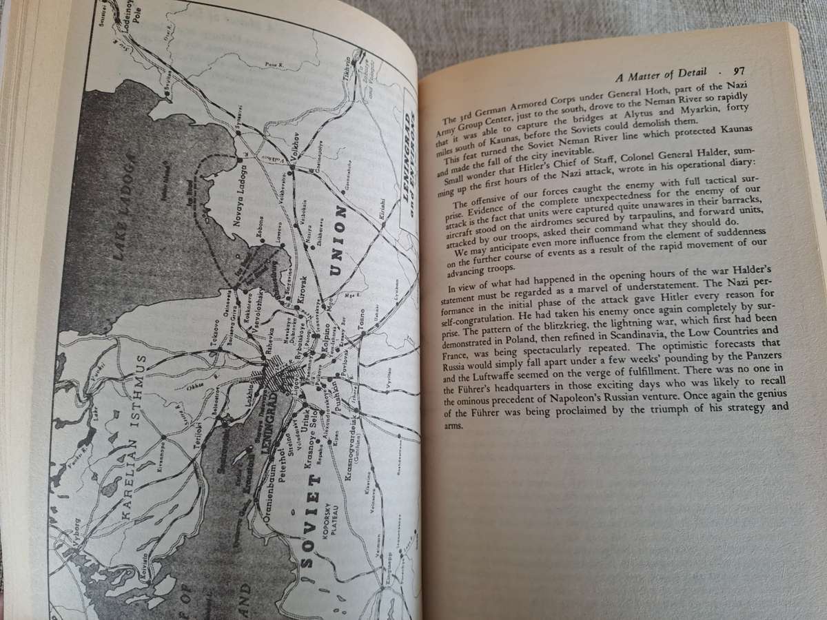 The 900 Days: The Siege of Leningrad - Harrison E. Salisbury