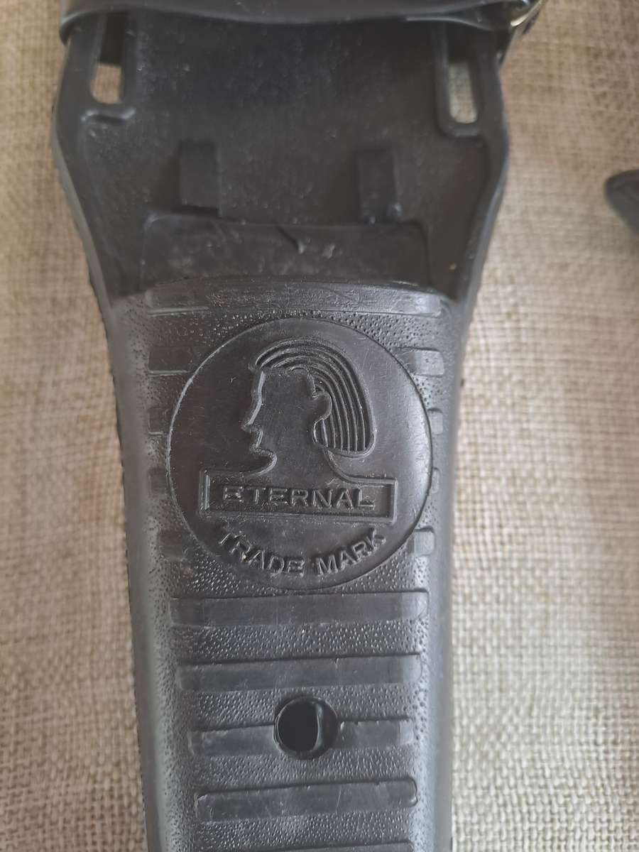 Eternal Trade Mark Divers Knife