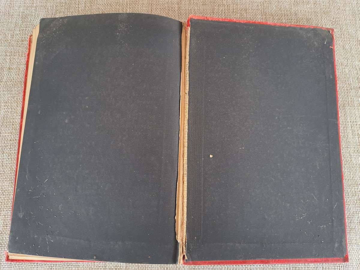 Alice's Adventures in Wonderland 1886 - Lewis Carroll