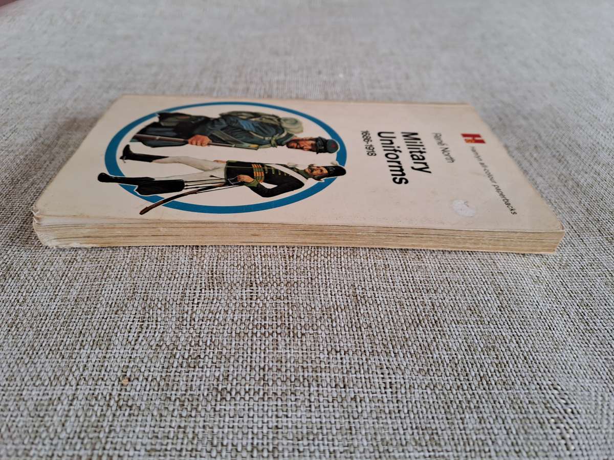 Military Uniforms 1686-1918