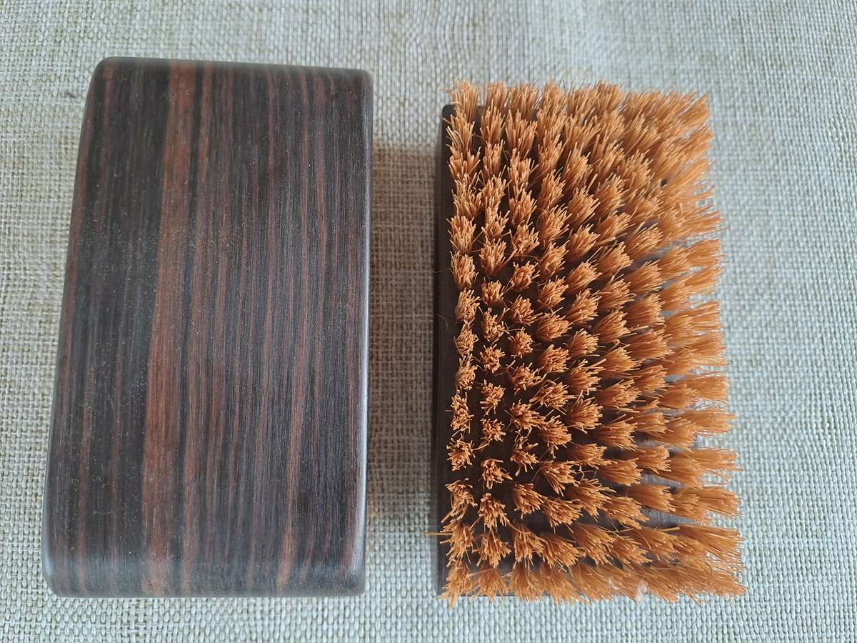 Mens Grooming Kit in Zipped Case