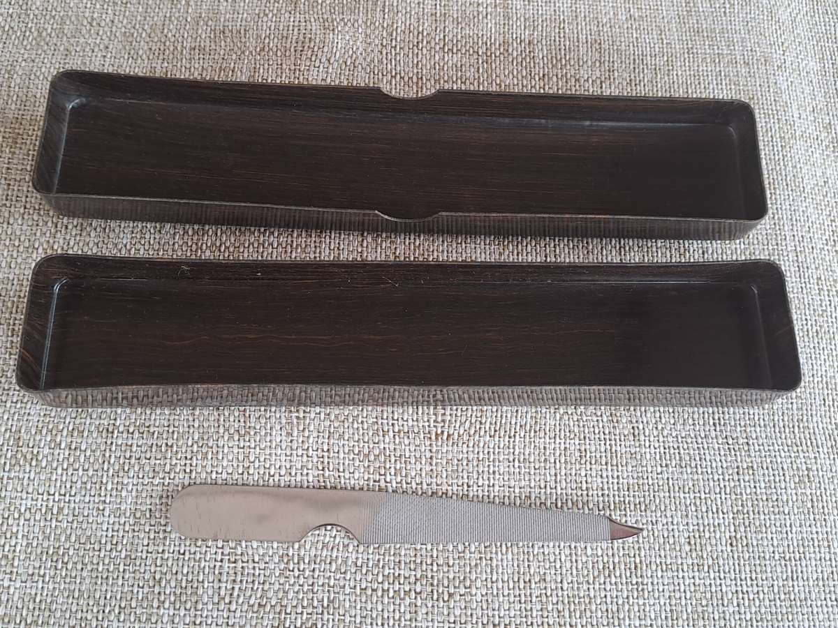 Mens Grooming Kit in Zipped Case