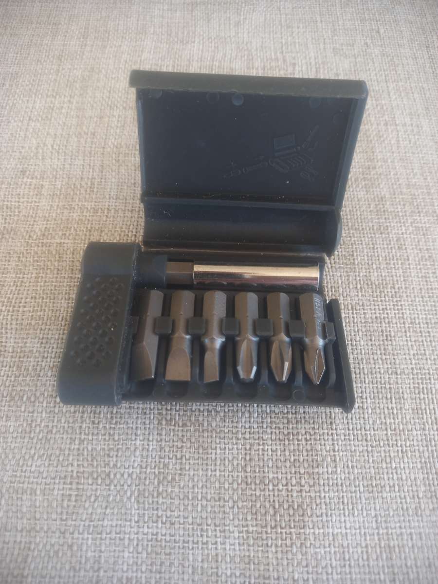 Plant Hollywood Screwdriver set