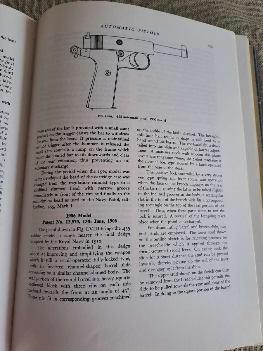 The Webley Story: History of Webley Pistols & Revolvers & Pistol Cartridge - W C Dowell