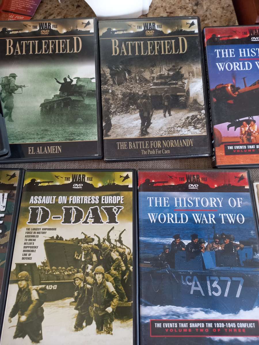30 x WWII DVD's