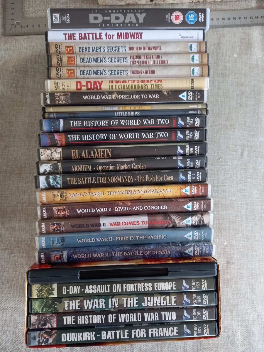 30 x WWII DVD's