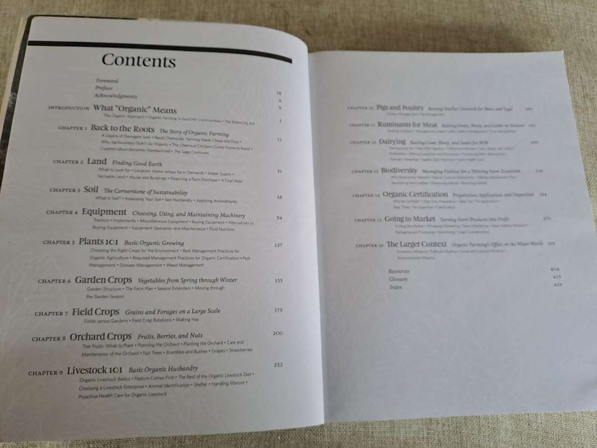 The Organic Farming Manual: A Comprehensive Guide to Starting and Running a Certified Organic Farm