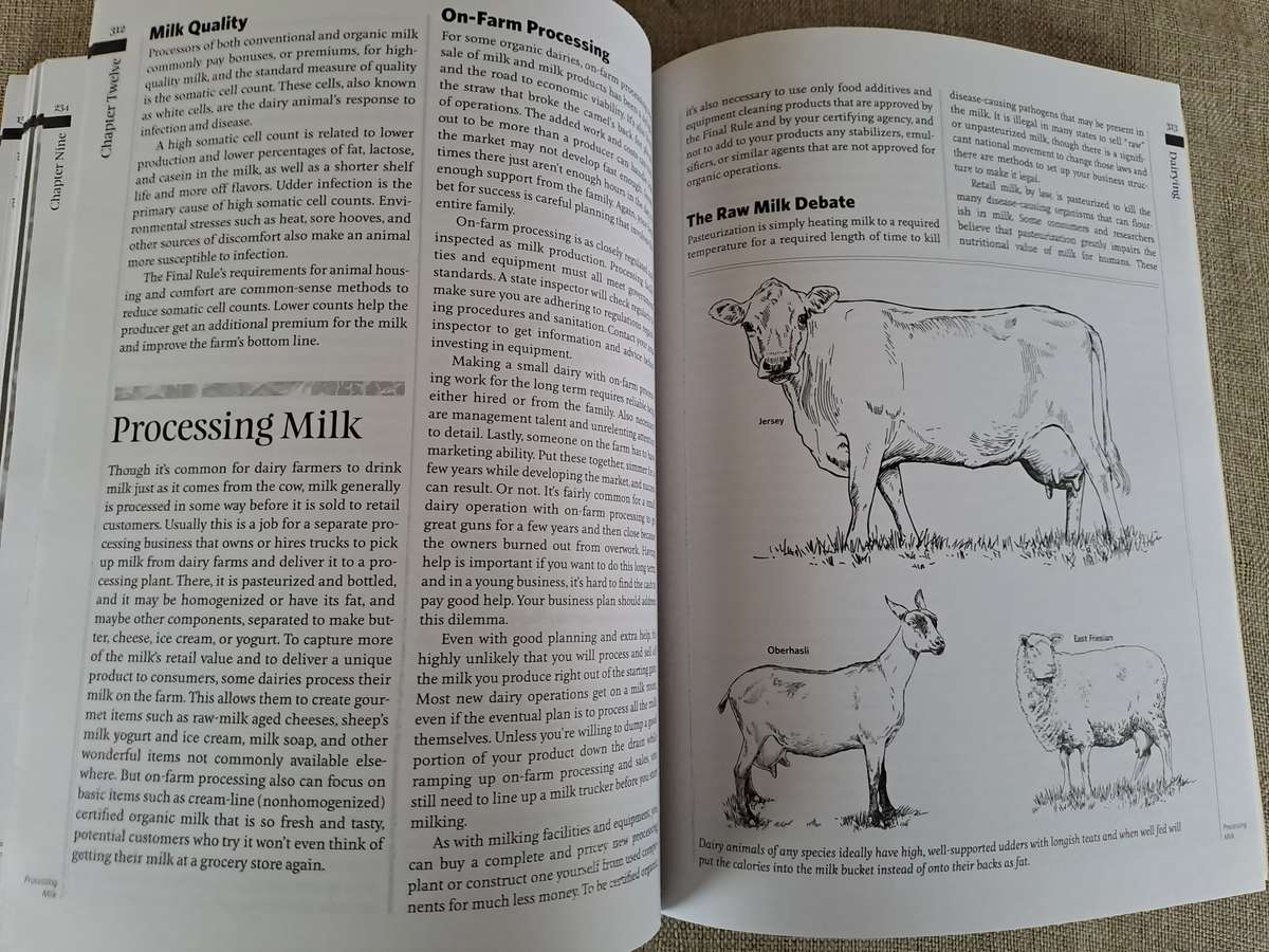 The Organic Farming Manual: A Comprehensive Guide to Starting and Running a Certified Organic Farm