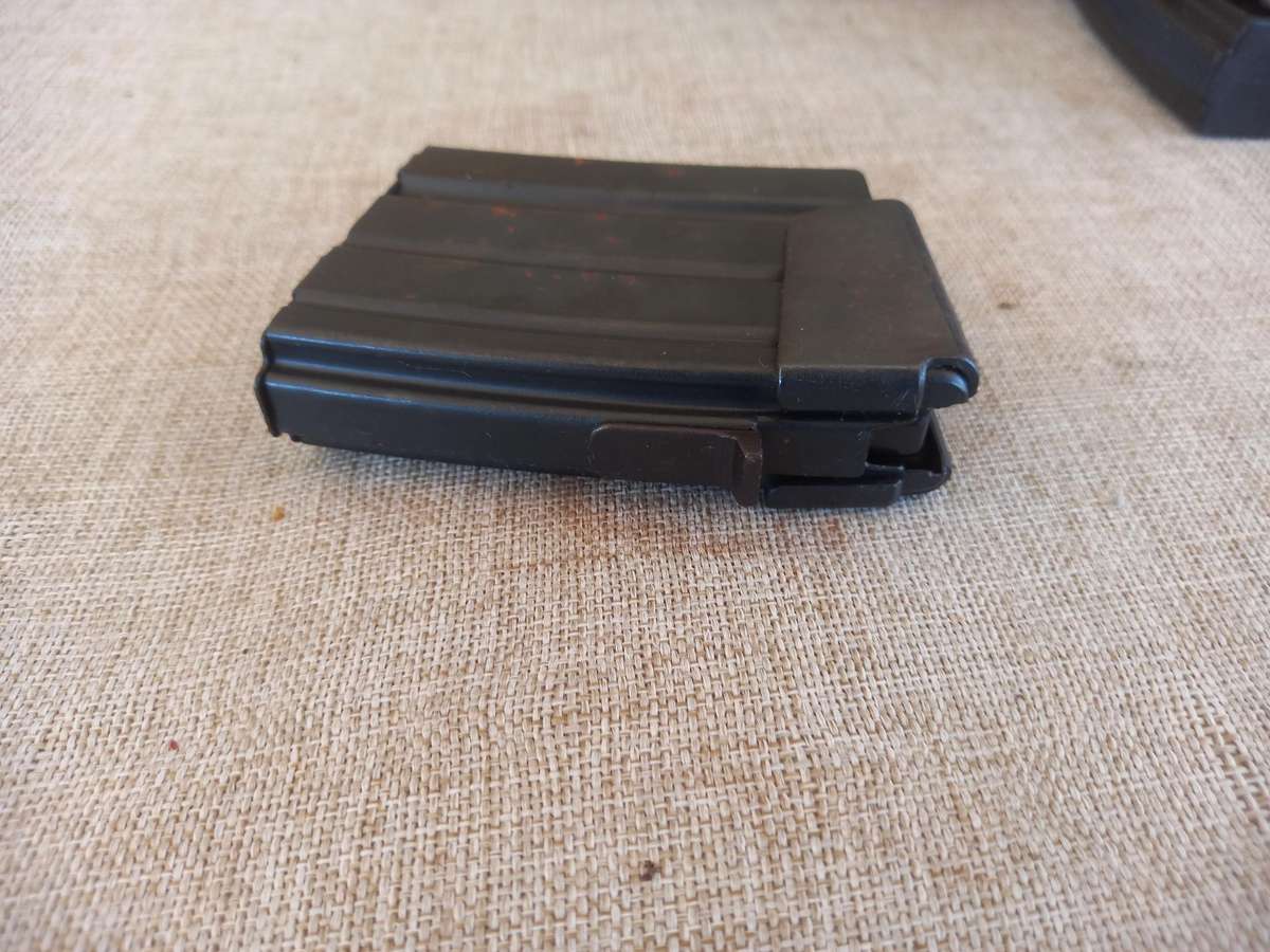 R4/5 10 round magazine