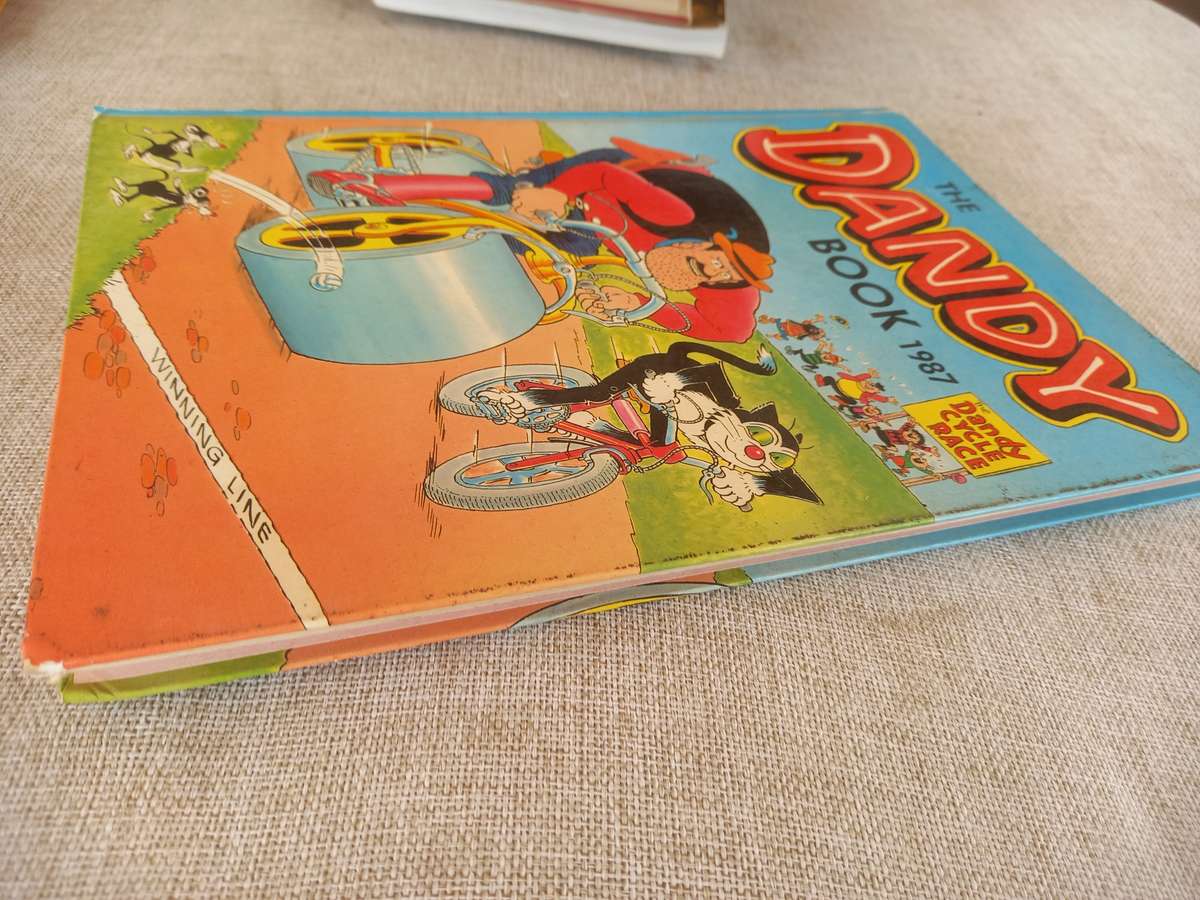 The Dandy Book - Annual - 1987