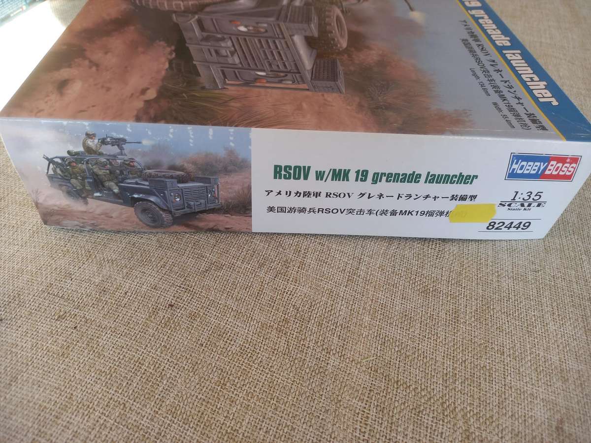 Ranger Special Operations Vehicle RSOV w/MK 19 grenade launcher 1/35 scale - Hobby Boss