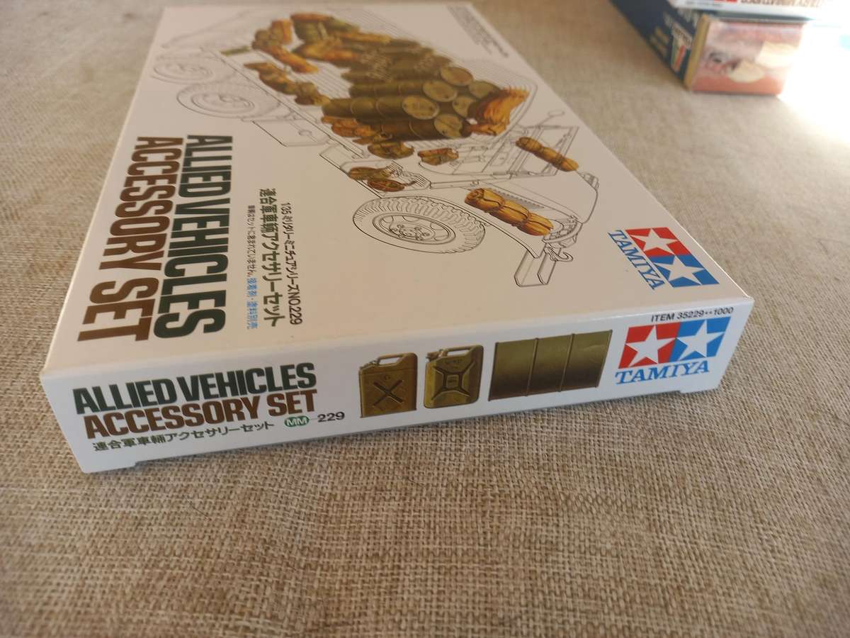 Allied Vehicles Accessory Set 1/35 scale - Tamiya