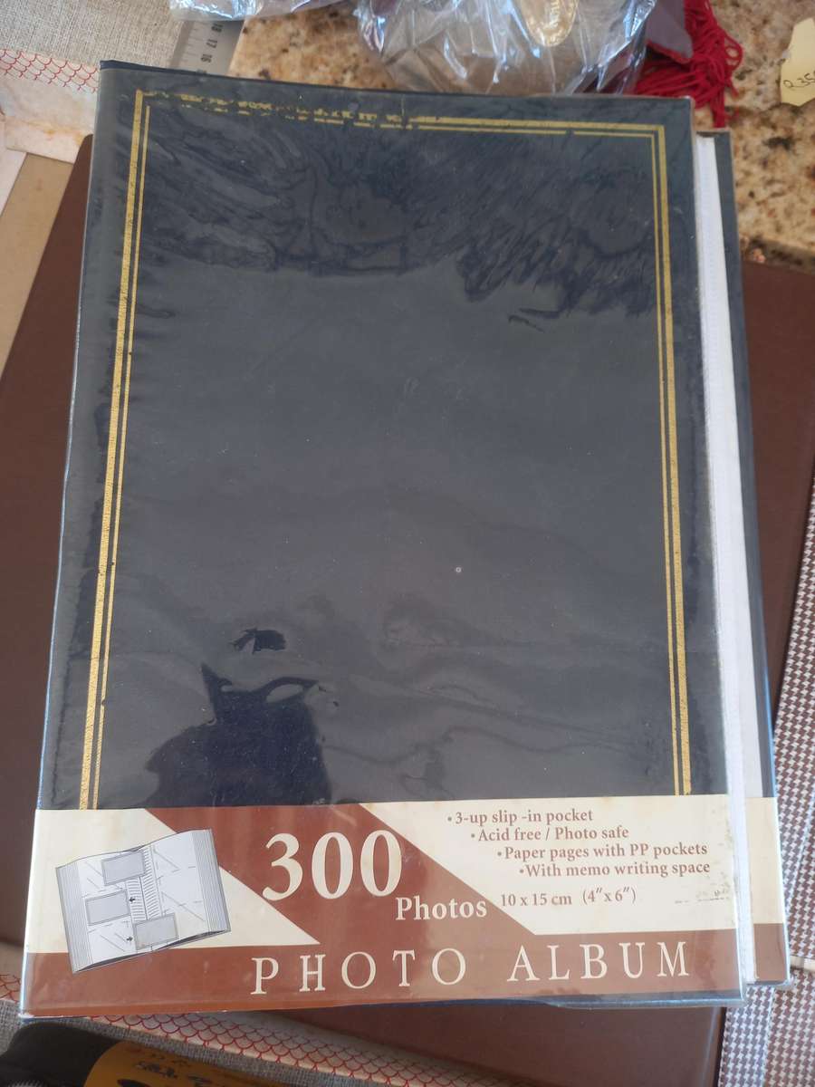 Collection of Cameras / Kodak memorabilia and photo albums