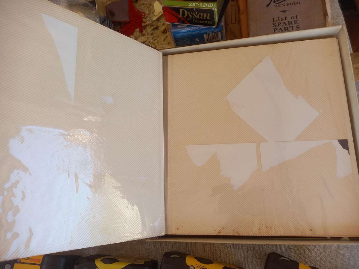 Collection of Cameras / Kodak memorabilia and photo albums