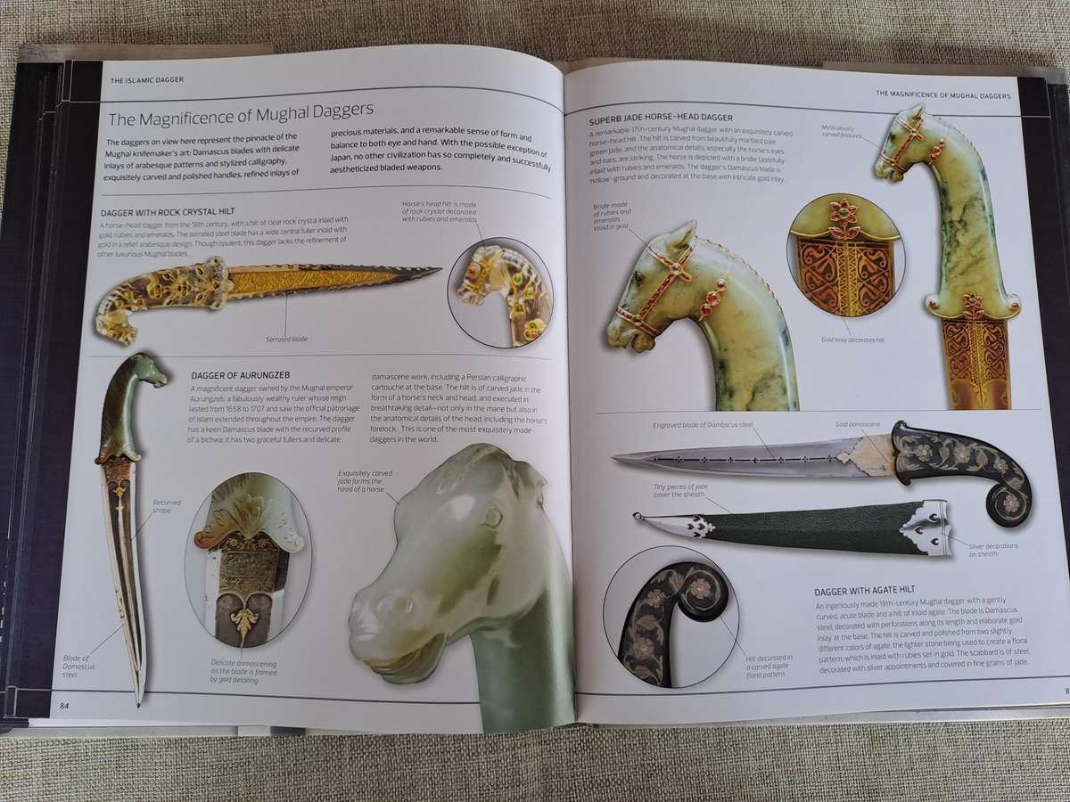 The Illustrated History of Weapons Knives, Daggers & Hand-Combat Tools