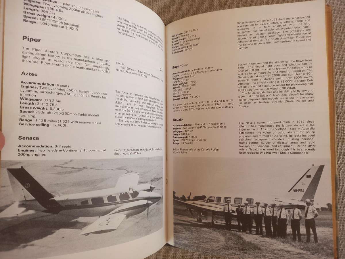 Police Vehicles Of The World - Roy D. Ingleton