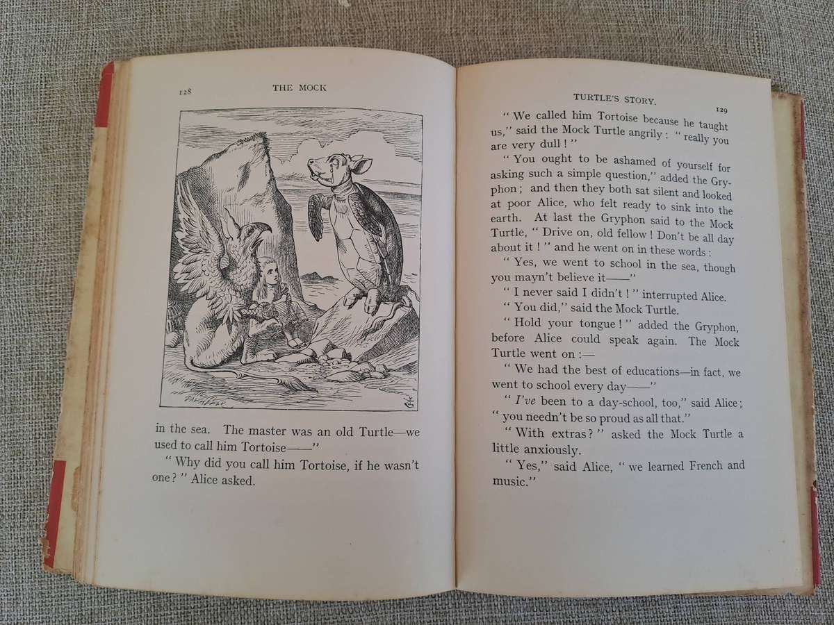 Alice's Adventures in Wonderland  Lewis Carol 1968