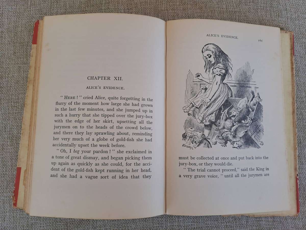 Alice's Adventures in Wonderland  Lewis Carol 1968