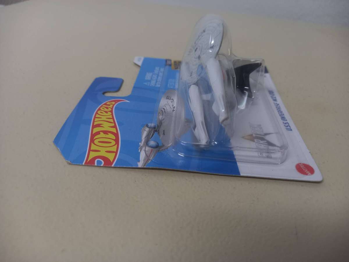 Star Trek - U.S.S. Enterprise NCC-1701 - Hot Wheels