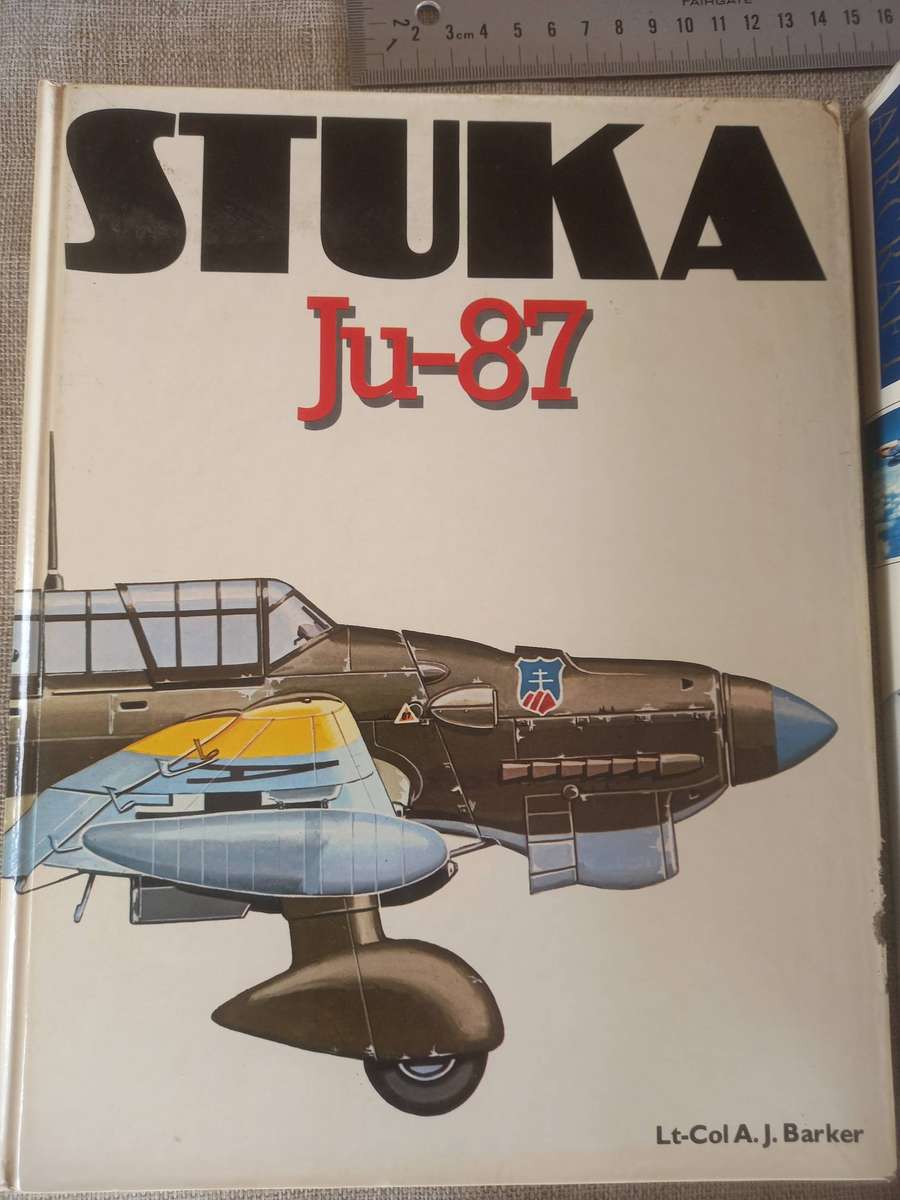 Aircraft / Military Airplanes x 5