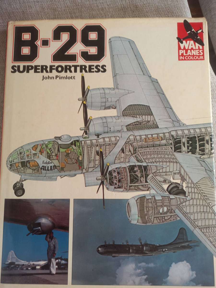 Aircraft / Military Airplanes x 5