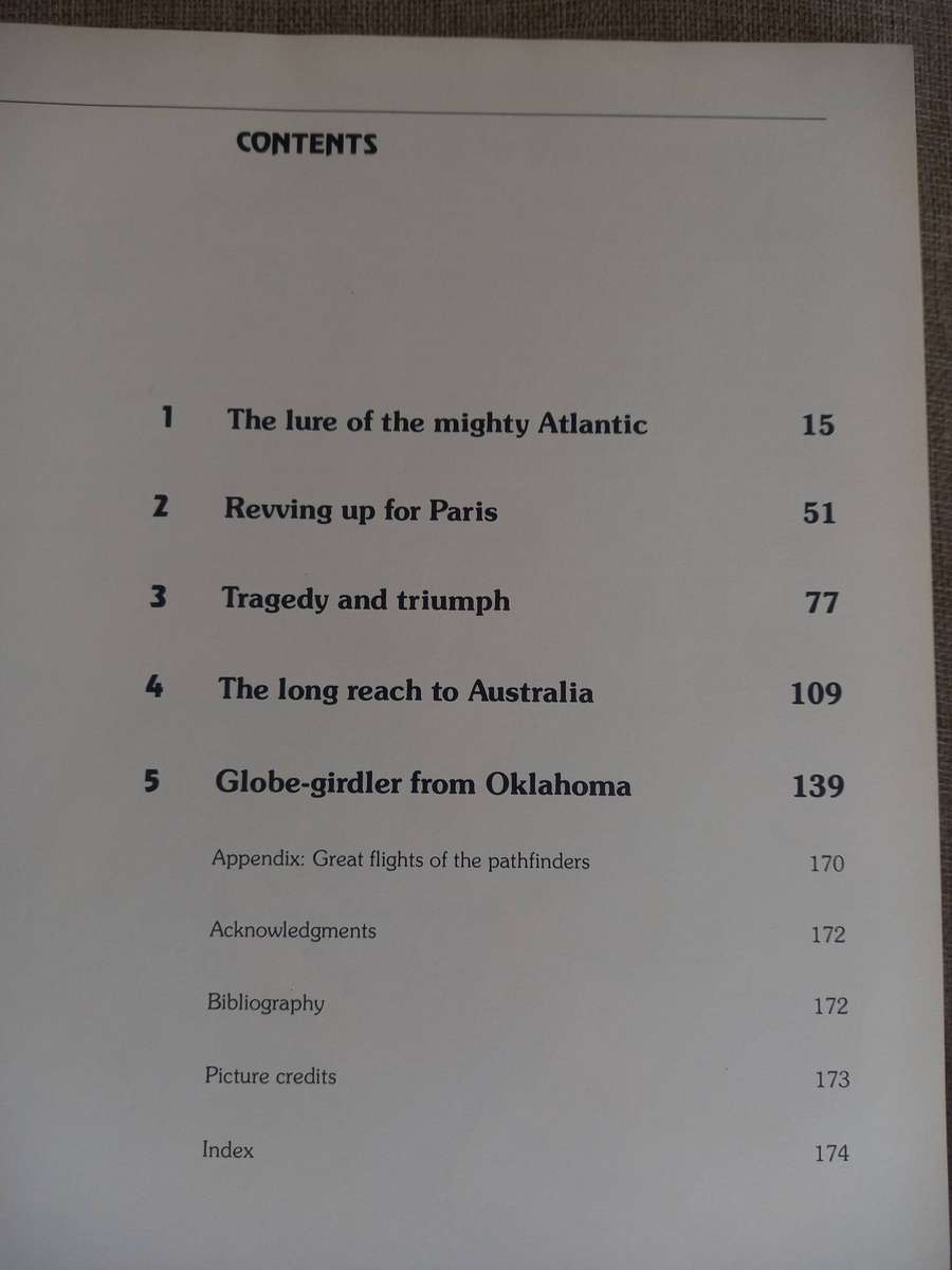 Aeroplanes, Airforce, RAF, Spitfire, Red Arrows books x 5