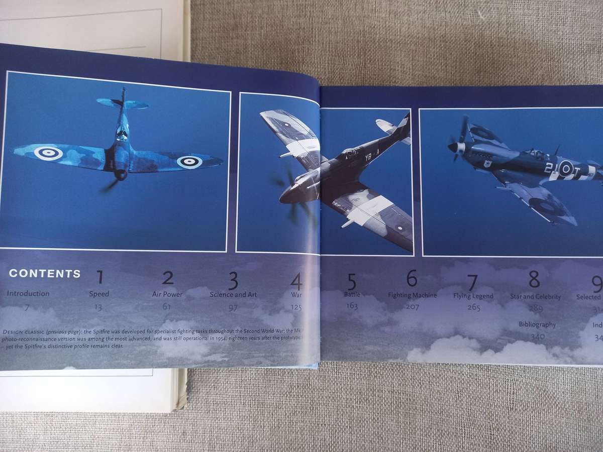 Aeroplanes, Airforce, RAF, Spitfire, Red Arrows books x 5