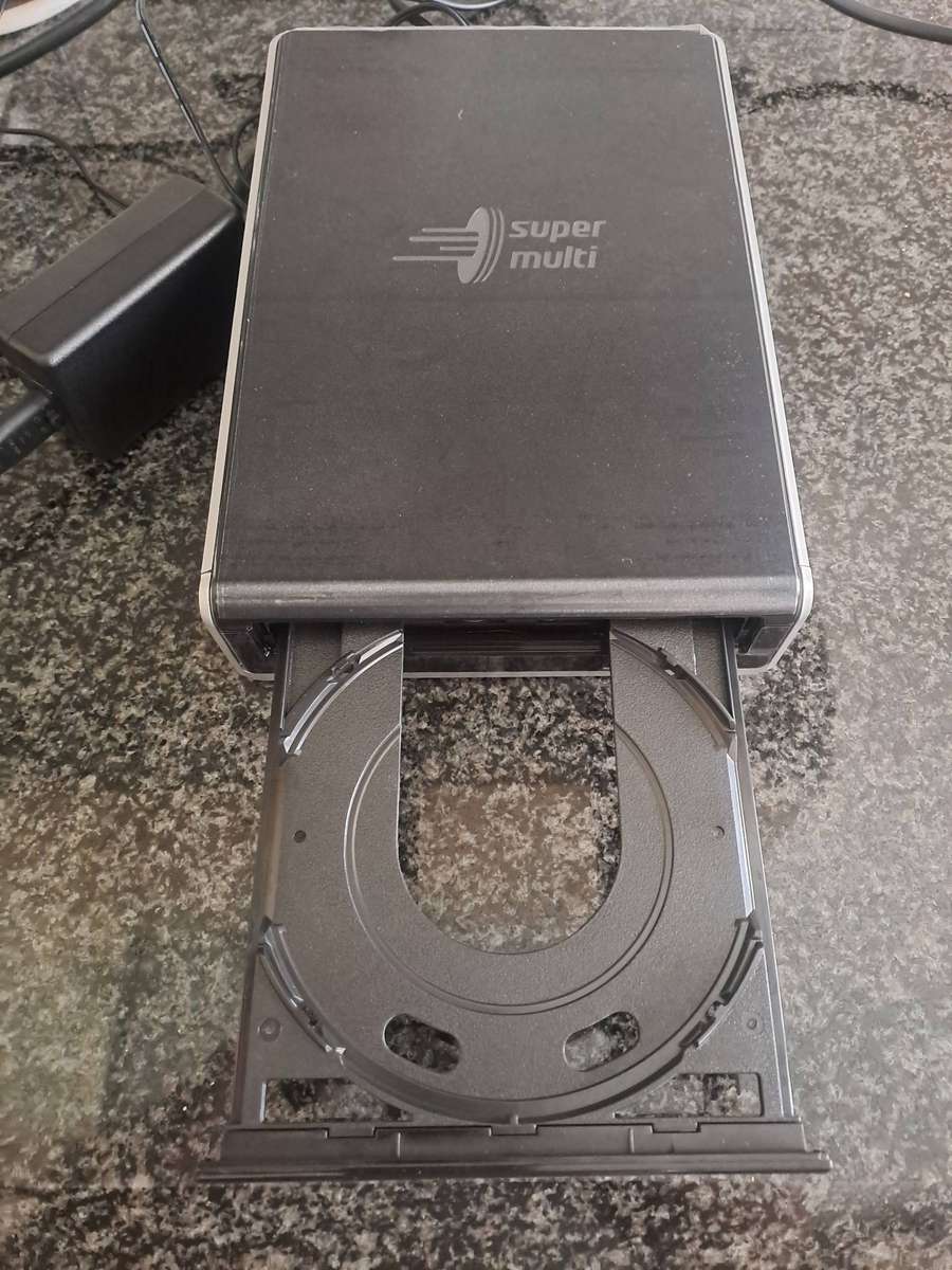 LG DVD Rewriter 20X External / GE20