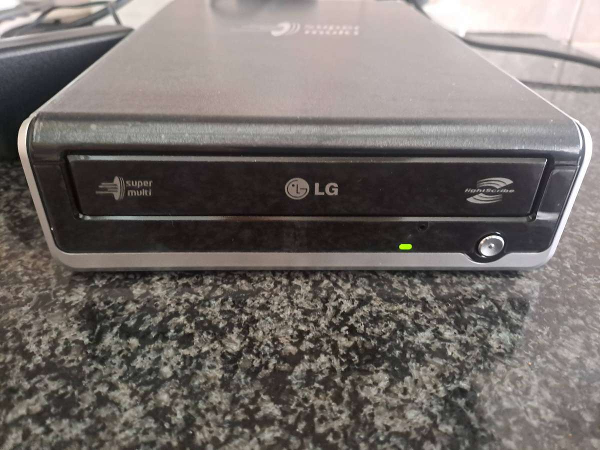 LG DVD Rewriter 20X External / GE20