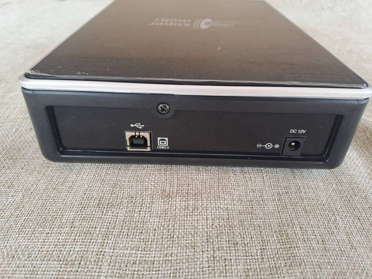 LG DVD Rewriter 20X External / GE20