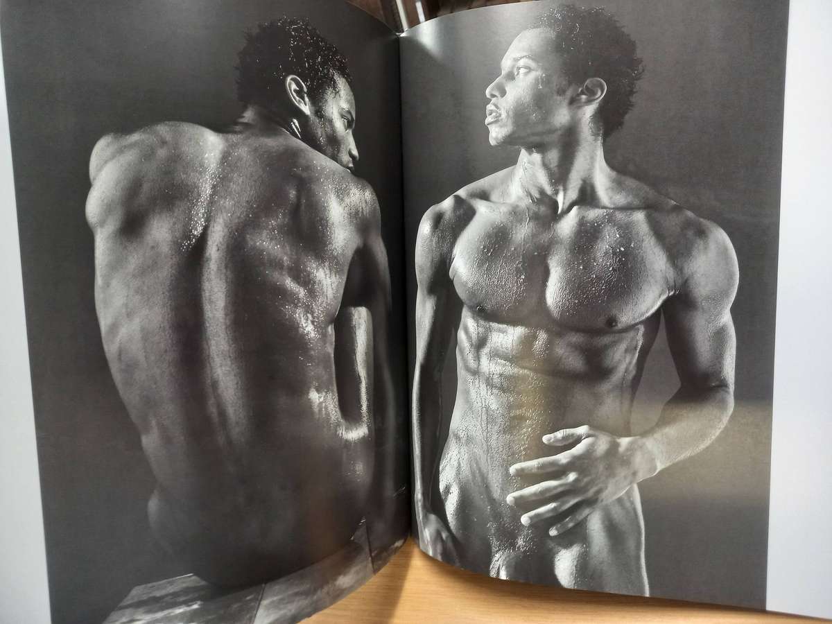 Wet Men - Photographs - Francois Rousseau