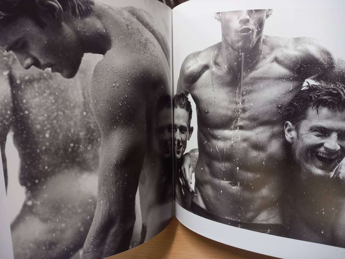 Wet Men - Photographs - Francois Rousseau