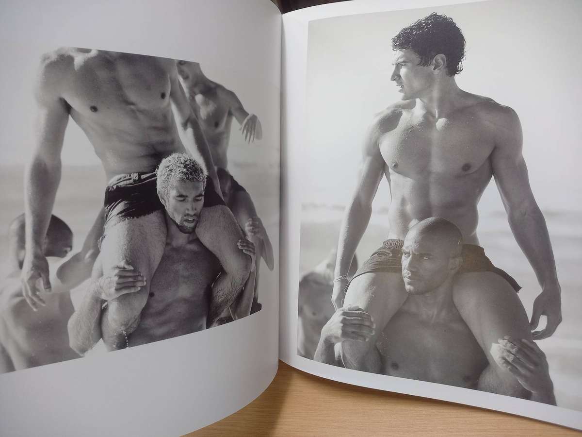 Wet Men - Photographs - Francois Rousseau