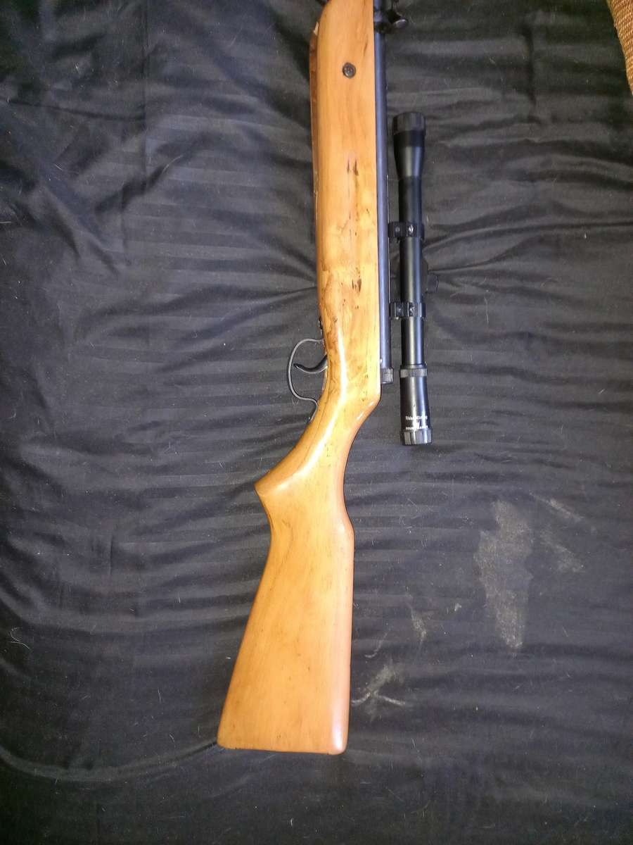 Norinco B2 1.77cal Pellet gun with scope and bag