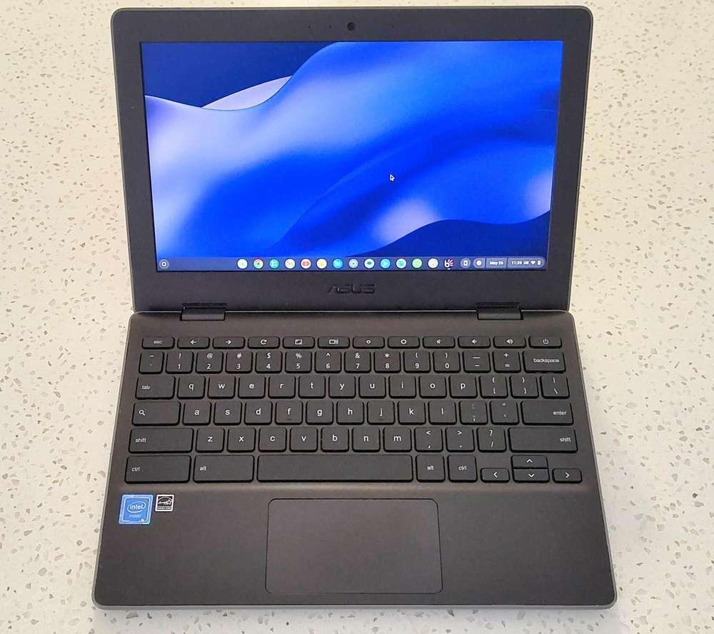 On Special - Like New Asus Chromebook Laptop