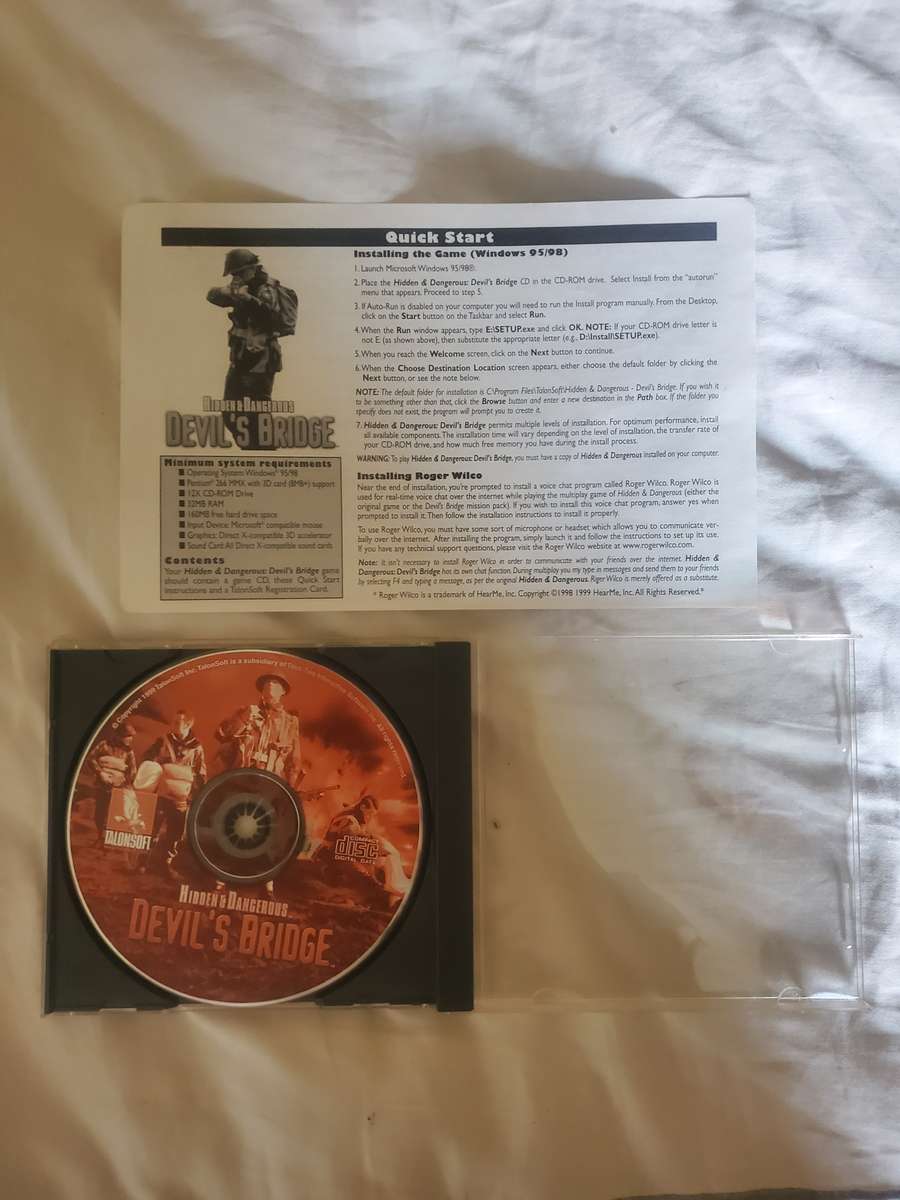 Hidden & Dangerous w/ Expansion - Big Box