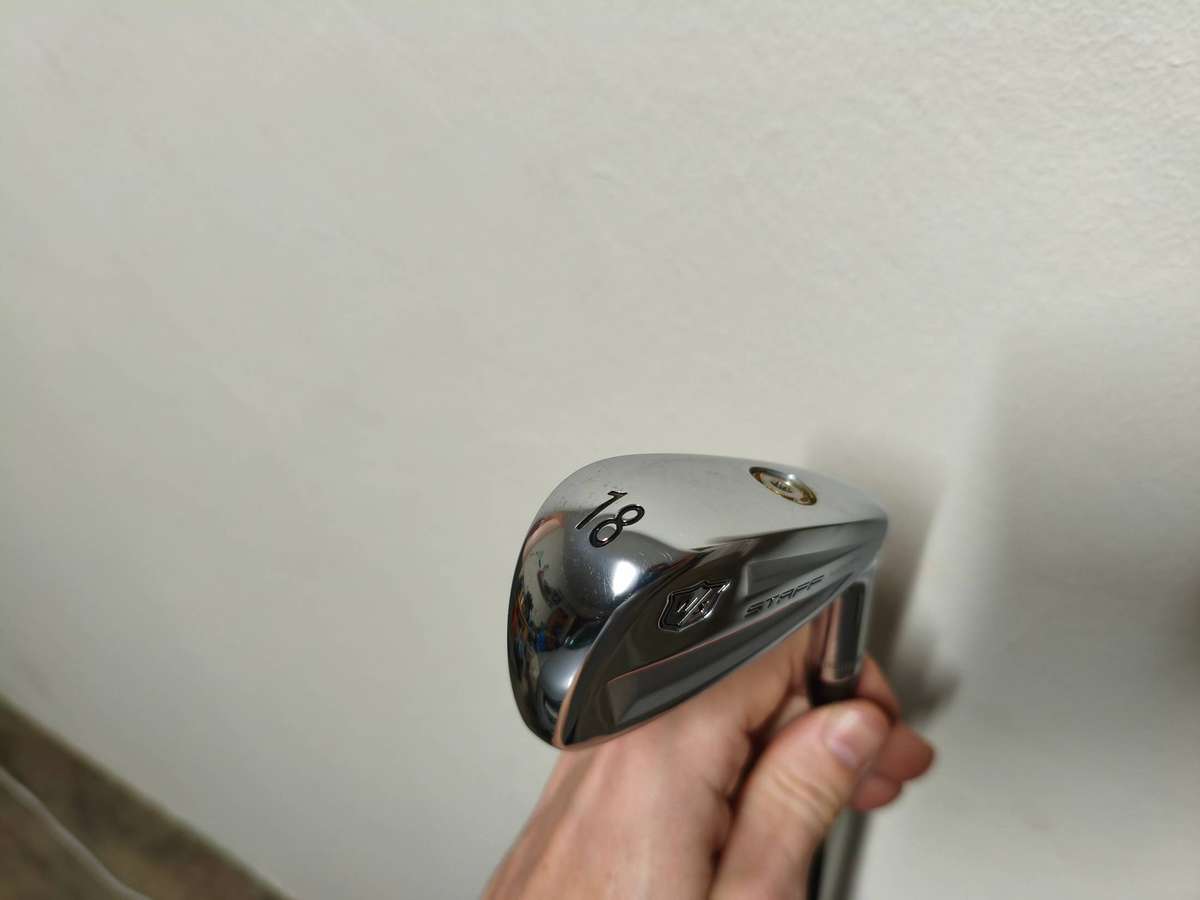 WILSON STAFF MODEL DRIVING IRON 18 DEG | 2 IRON